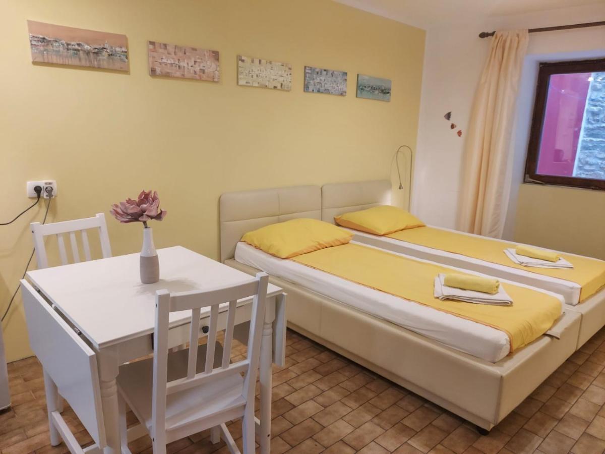 Terra Apartments Пиран Экстерьер фото