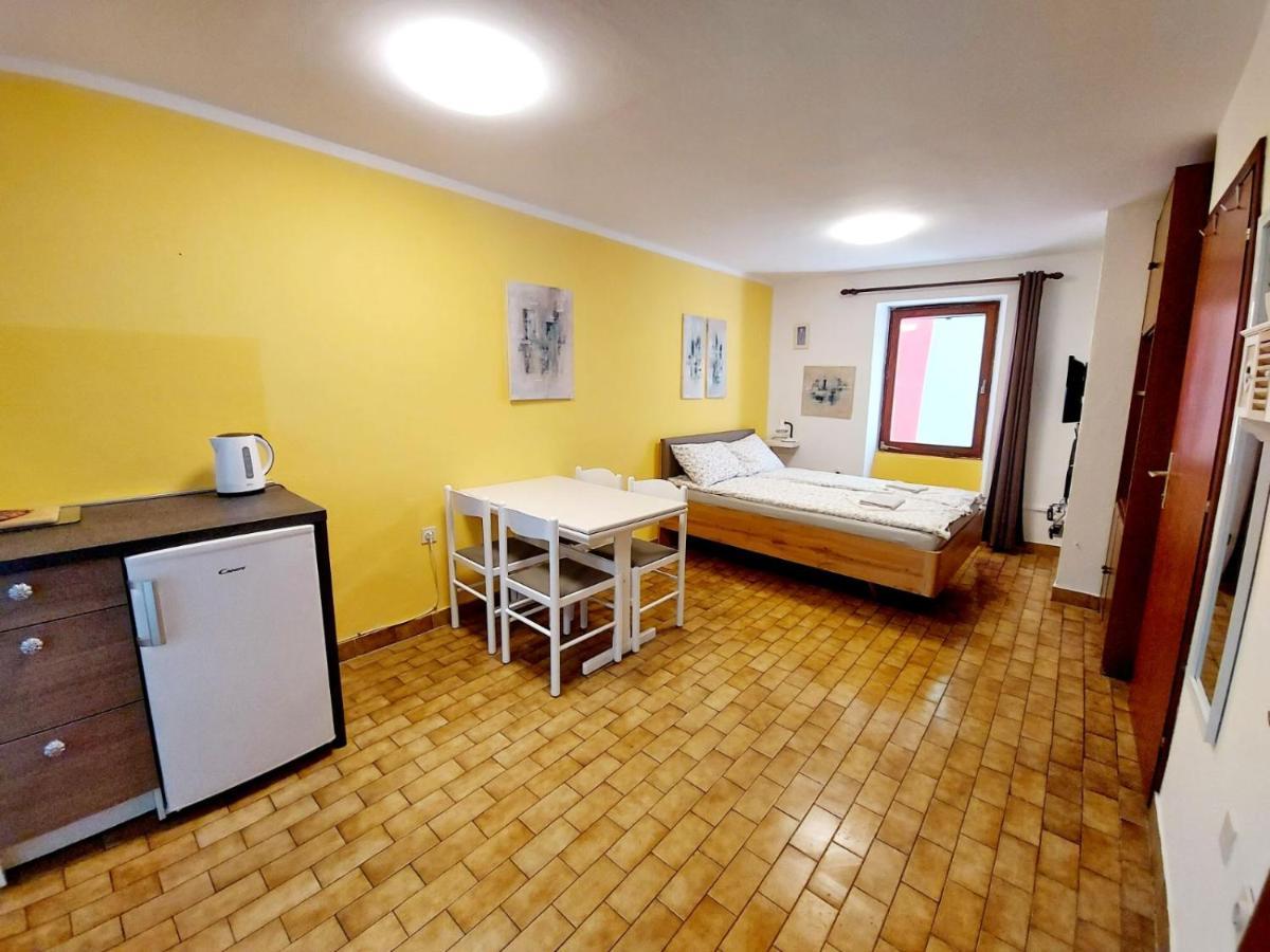 Terra Apartments Пиран Экстерьер фото